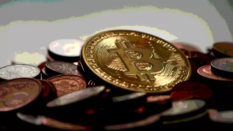 Blockchain spending to surge 90% in 2018 with 60% on IT services
