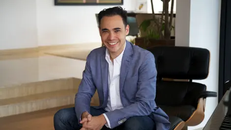 Patrick grove 1200x677