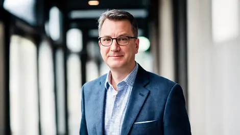 Ps tom gavin   headshot