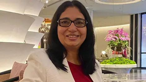 Nidhi suresh headshot  ibs software