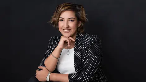 Sim kaur headshot opt 2